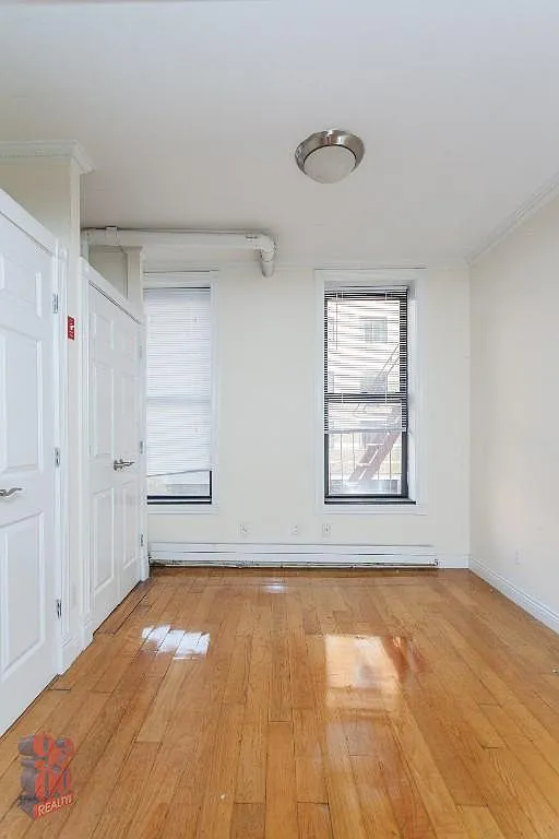 44 Avenue B — Photo 3