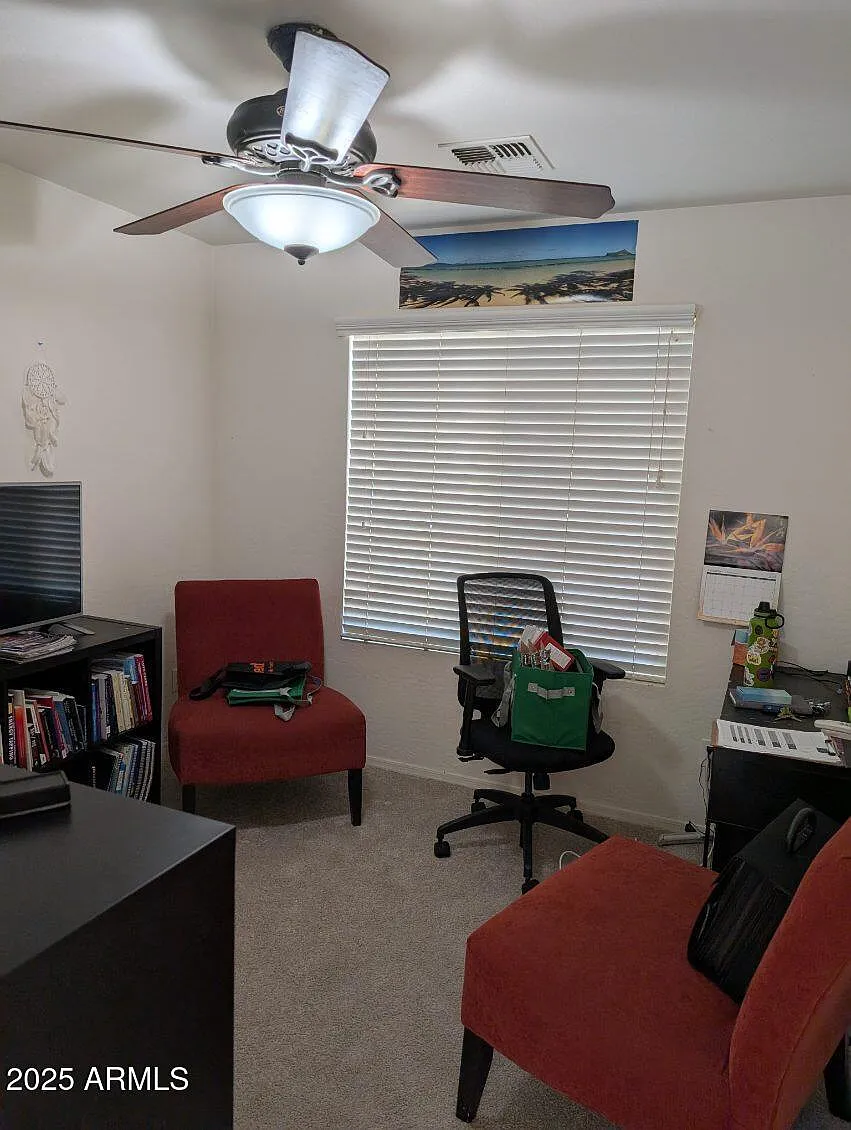 5 bed, 3.0 bath, 2196 sqft, $2,499 — Photo 2