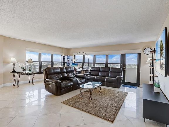 4th image of 3200 Port Royale Drive #1207