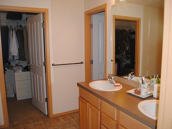 5th image of 6204 Radiance Blvd E