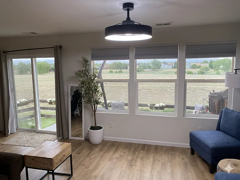 430 Montgomery Dr — Photo 6