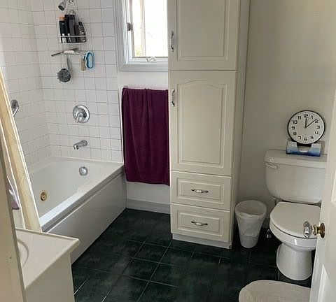 5th image of 257 Hamilton Blvd