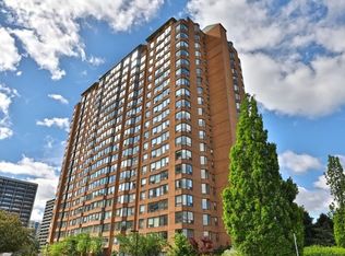 1270 Maple Crossing Blvd #514, Burlington, ON L7S 2J3