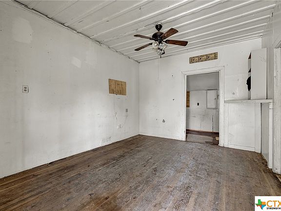 5th image of 316 W Martin Luther King Dr