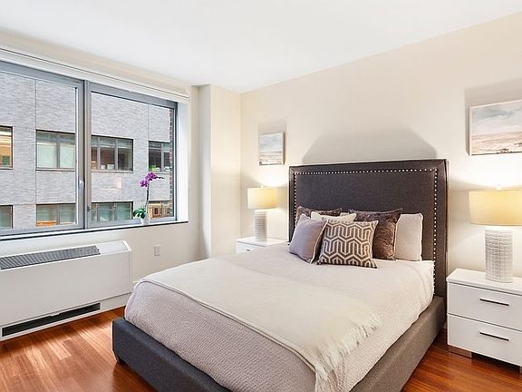 4th image of 30 West St APT 4G