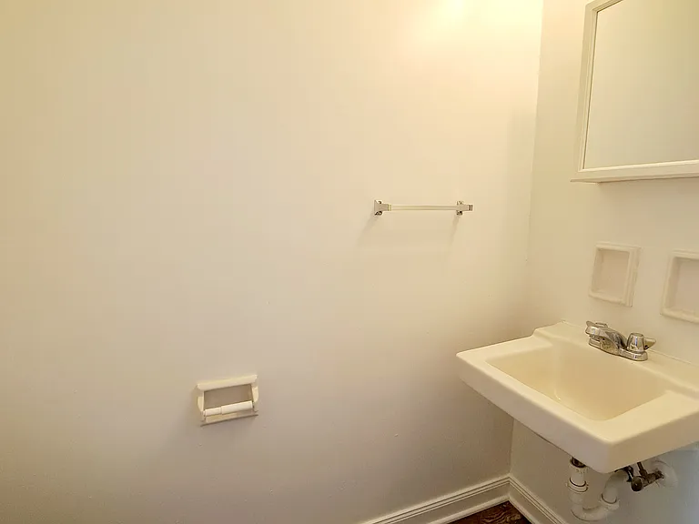 118 Elmur Dr #407 — Photo 13