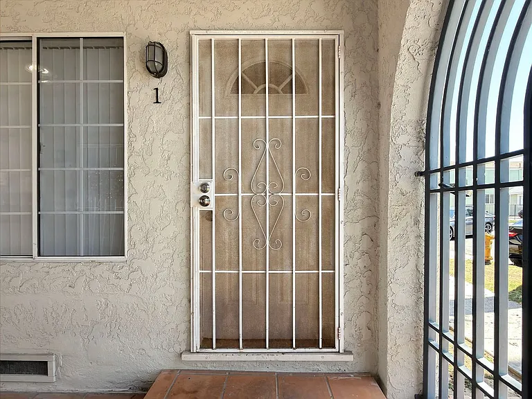 936 Olive Ave — Photo 13