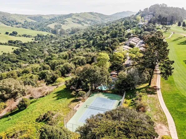 407 Vista Heights Rd, El Cerrito, CA 94530