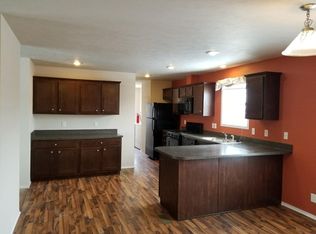 9855 Townsquare Blvd, Fenton, MI 48430