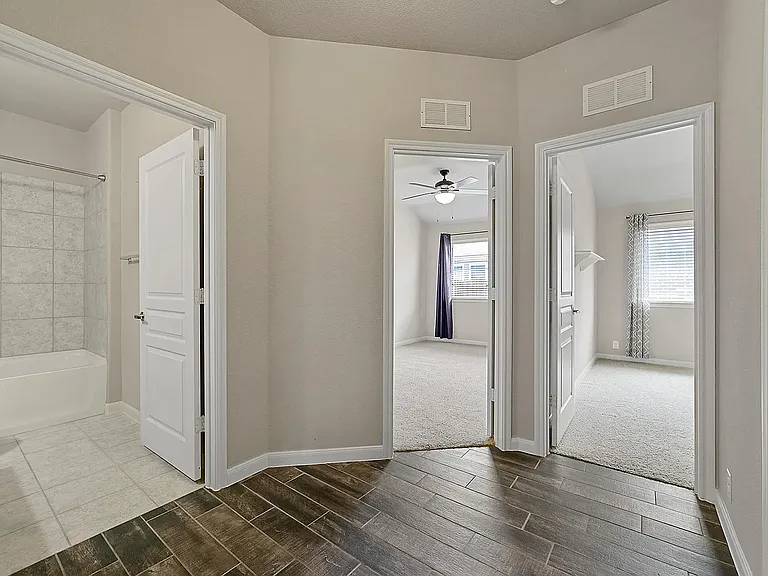 485 Harding Ln — Photo 23