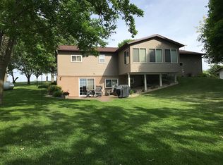 138 Pleasant View Rd, Slayton, MN 56172