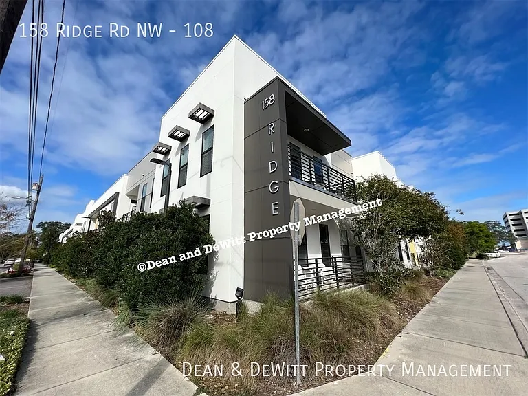 New Luxury Rentals In The Heart of Largo — Photo 4
