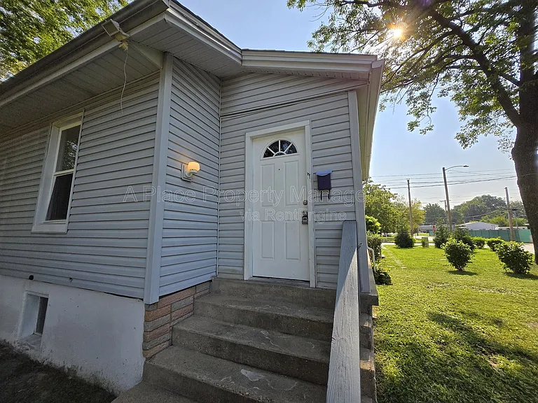 9429 Baltimore Ave — Photo 2