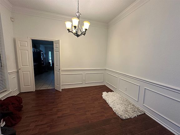 4th image of 1412 Paula Ln