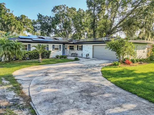 826 W Russell Dr, Plant City, FL 33563