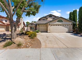 42910 Burlwood Dr, Lancaster, CA 93536