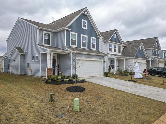 2nd image of 252 Pendergast Rd