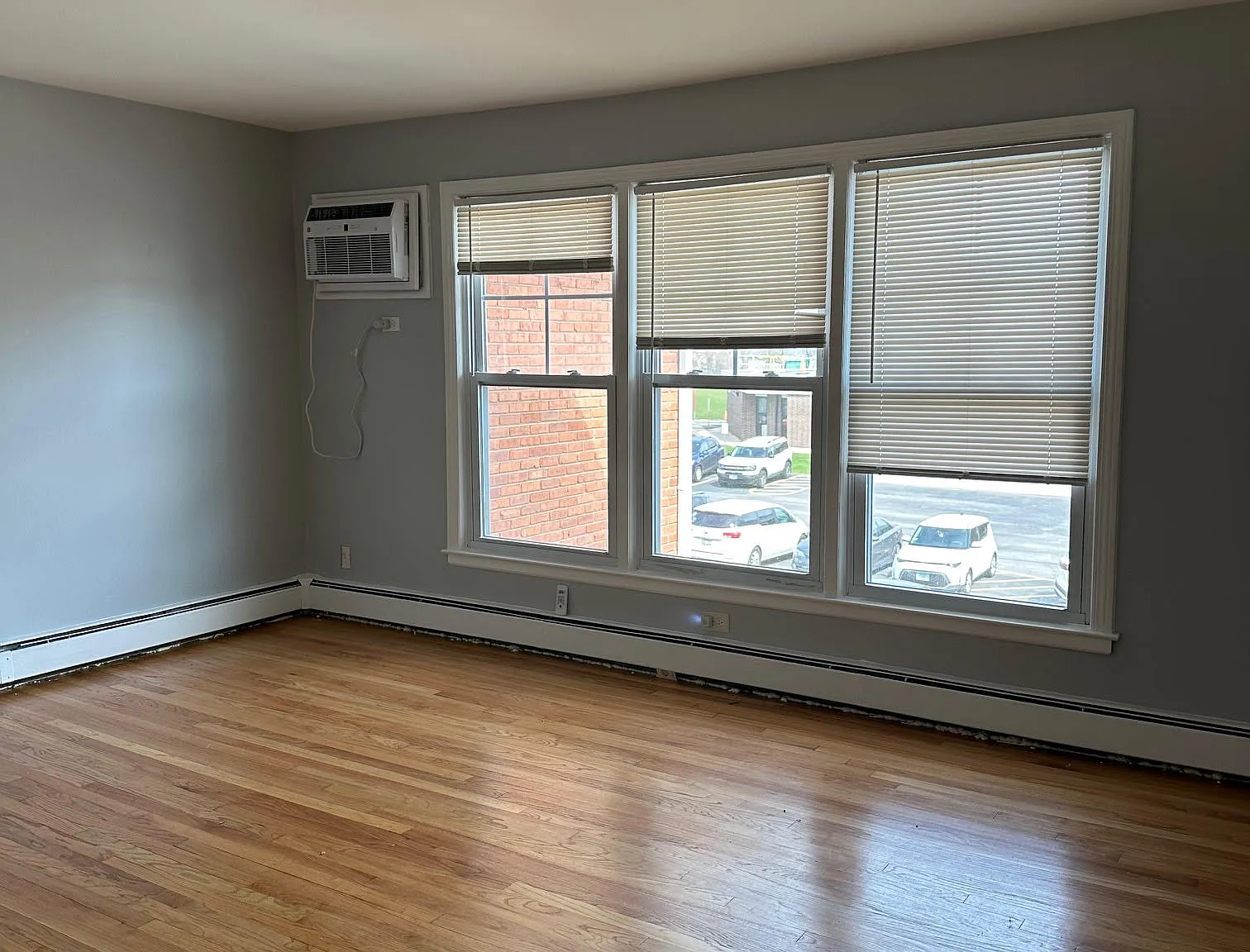 1 bed, 750 sqft, $1,600 — Photo 2