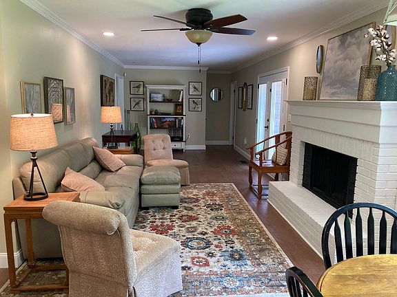 3rd image of 5093 Pimlico Dr