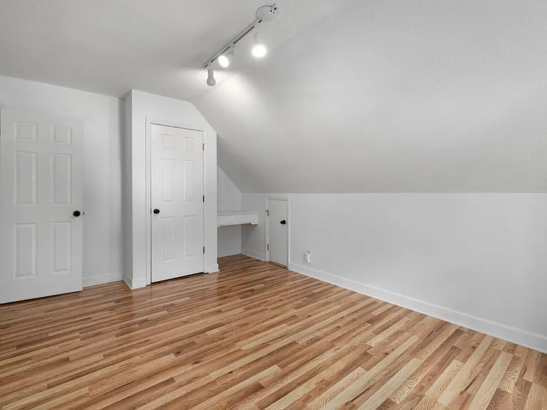 3804 Zenith Pl — Photo 24