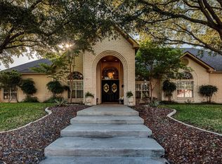 205 Mountain View Dr, Del Rio, TX 78840