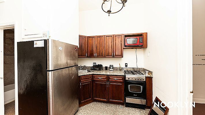 1st image of 163 Humboldt St #1R