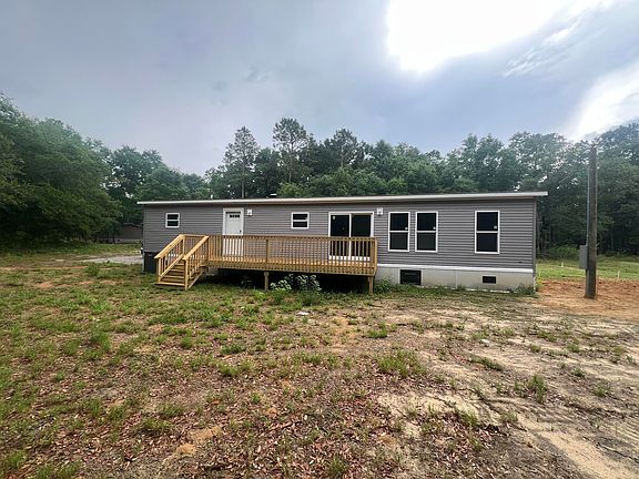 3rd image of 191 Rainbow Dr