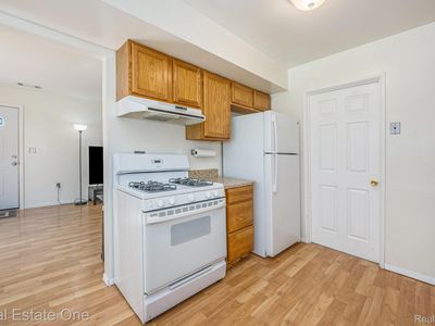 39728 Village Wood Cir, Novi, MI, 48375