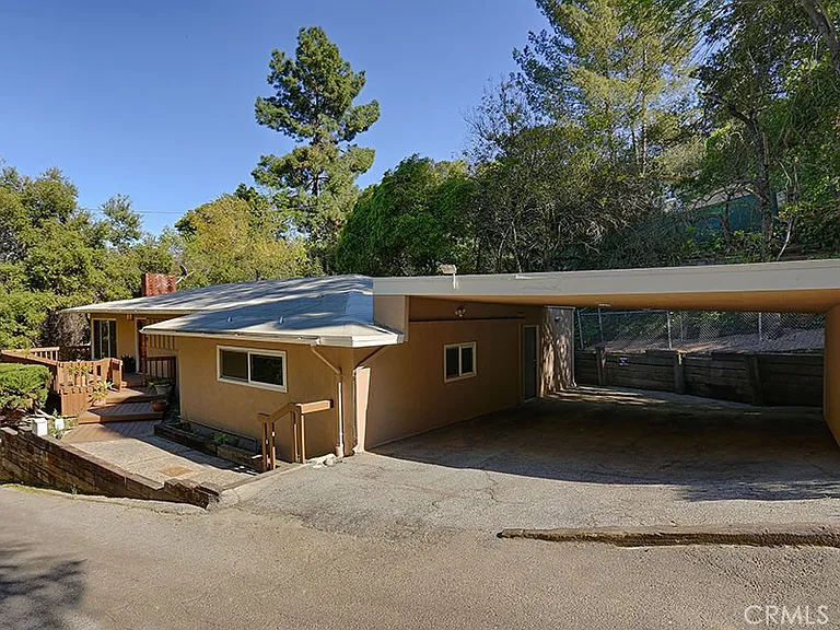 3720 Broadlawn Dr — Photo 5