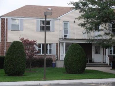 6825 Cloverdale Ln, Bayside, NY, 11364