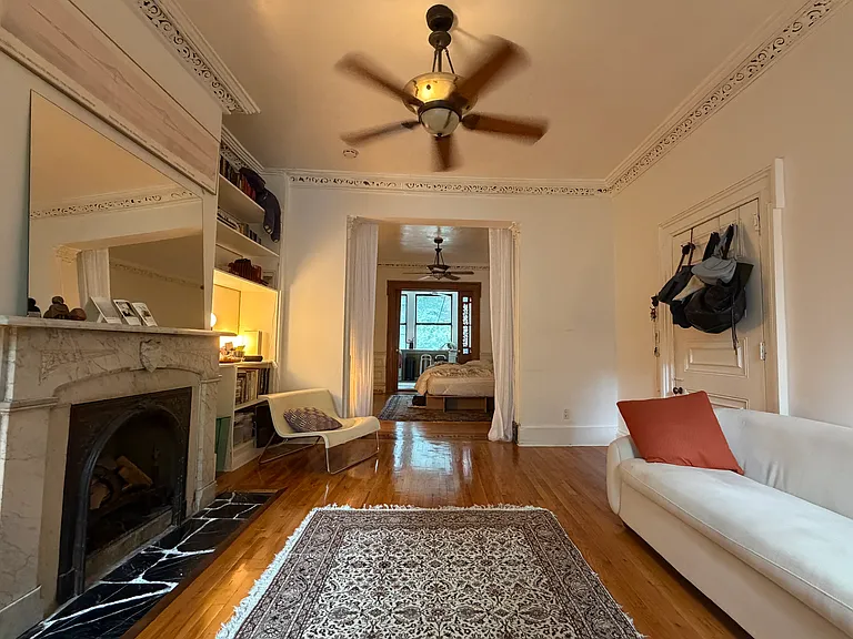 486 State St #1 — Photo 2