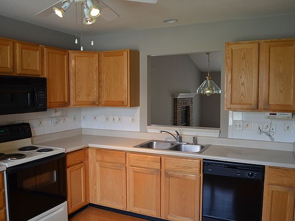 5th image of 6060 Woodmill Dr