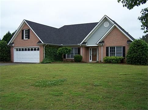 Ranch style home in desirable neighborhood
