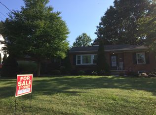 632 Locust Grove Rd, York, PA 17402