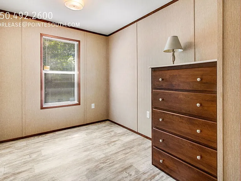 396 Peachtree Cir — Photo 14