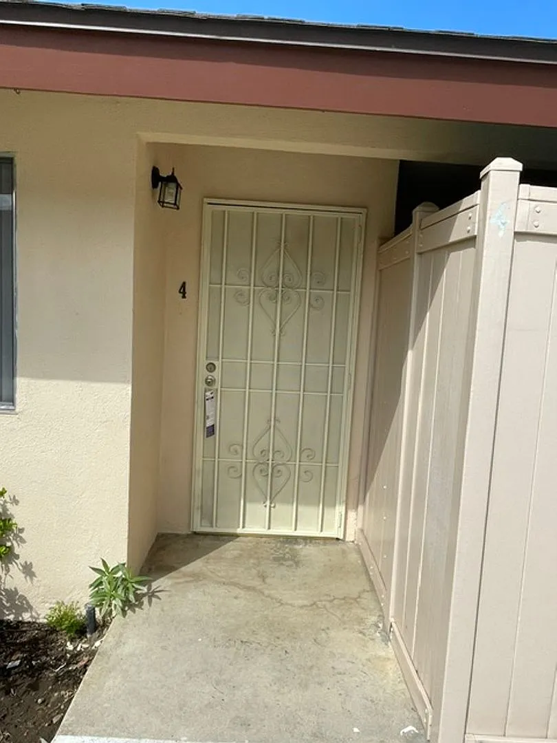 1125 E Foothill Blvd SLV — Photo 3