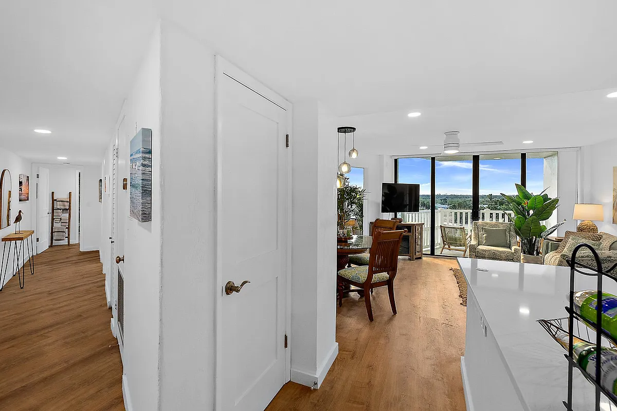 Building Photo - 3580 S Ocean Shore Blvd #310