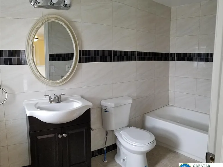 102 E Susquehanna St #4 — Photo 10