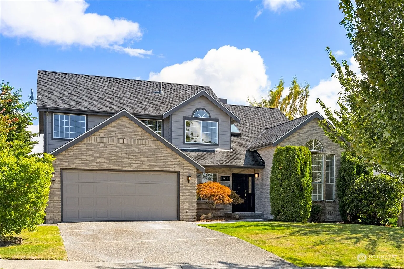 5125 Tower Drive NE photo 1