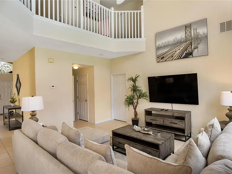 134 Sevilla Ave — Photo 5