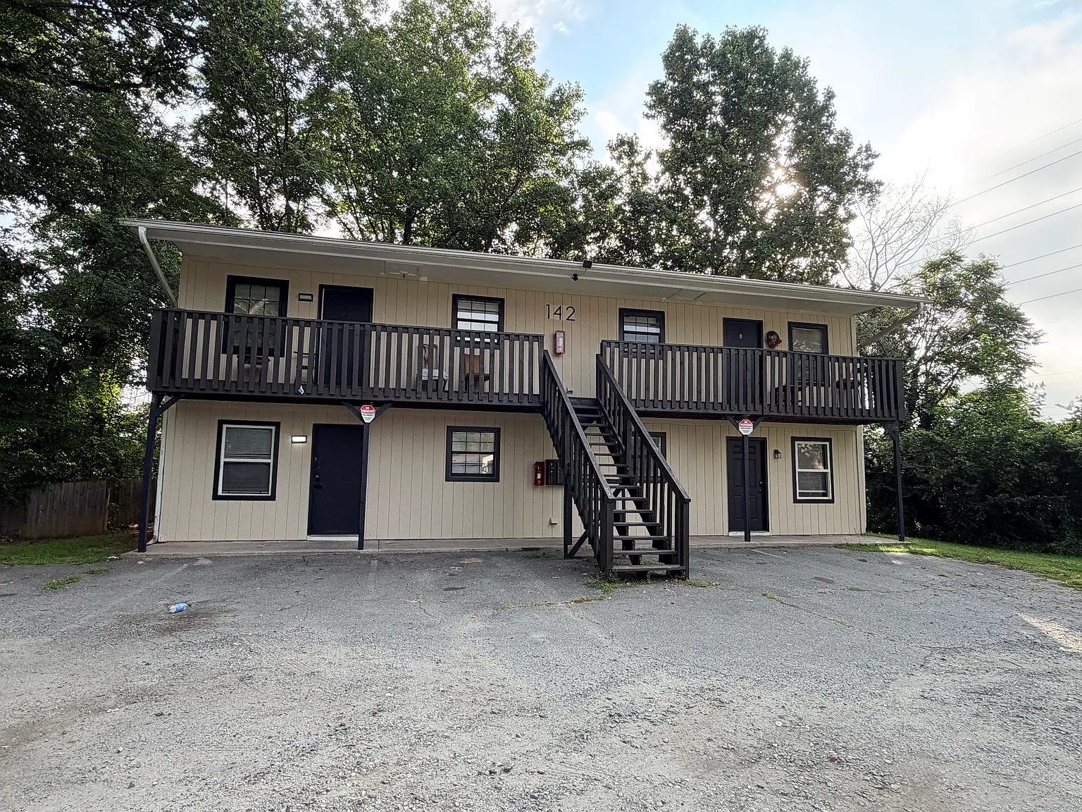 2 bed, 720 sqft, $1,150 — Photo 2