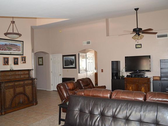5th image of 950 W Antelope Creek Way