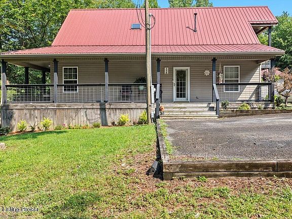 2nd image of 554 Pine Valley Ct