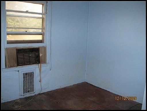 3rd image of 601 Avenue A