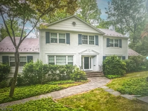 9 Dorchester Rd, Summit City, NJ 07901