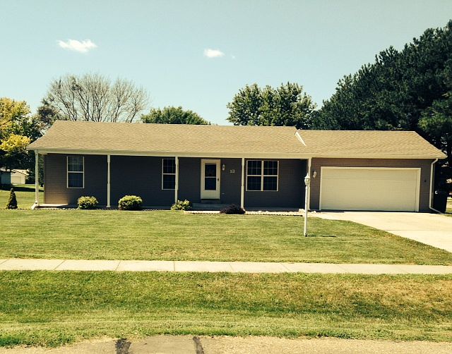 1st image of 13 Cottonwood Pl