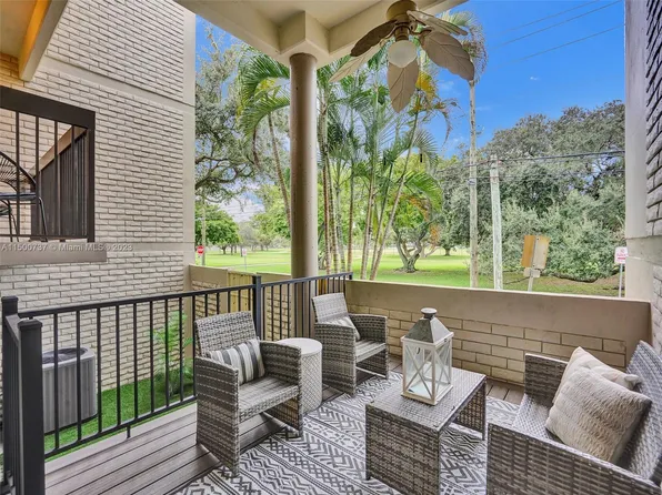 1401 NE 9th St APT 7, Fort Lauderdale, FL 33304