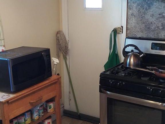5th image of 6935 Limekiln Pike