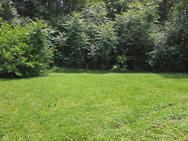 73 W Westfield Blvd — Photo 16