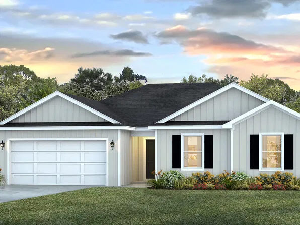 111 Strawberry Dr, Lucedale, MS 39452
